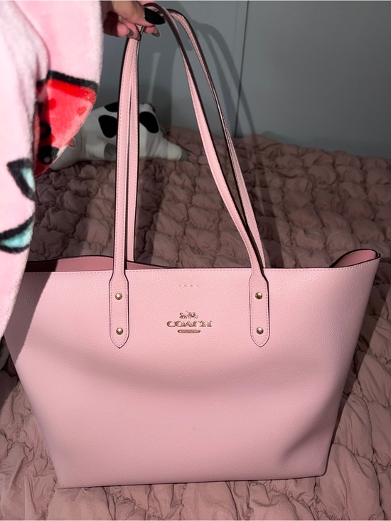 Coach Handbags - Coach Blush Pink Pebbled Leather Tote